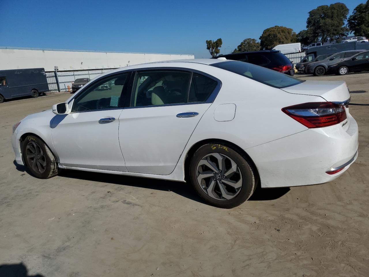2016 HONDA ACCORD EXL - Image 2