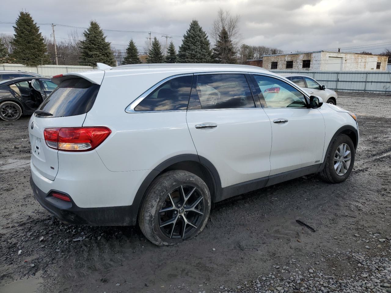 2017 KIA SORENTO LX - Image 3