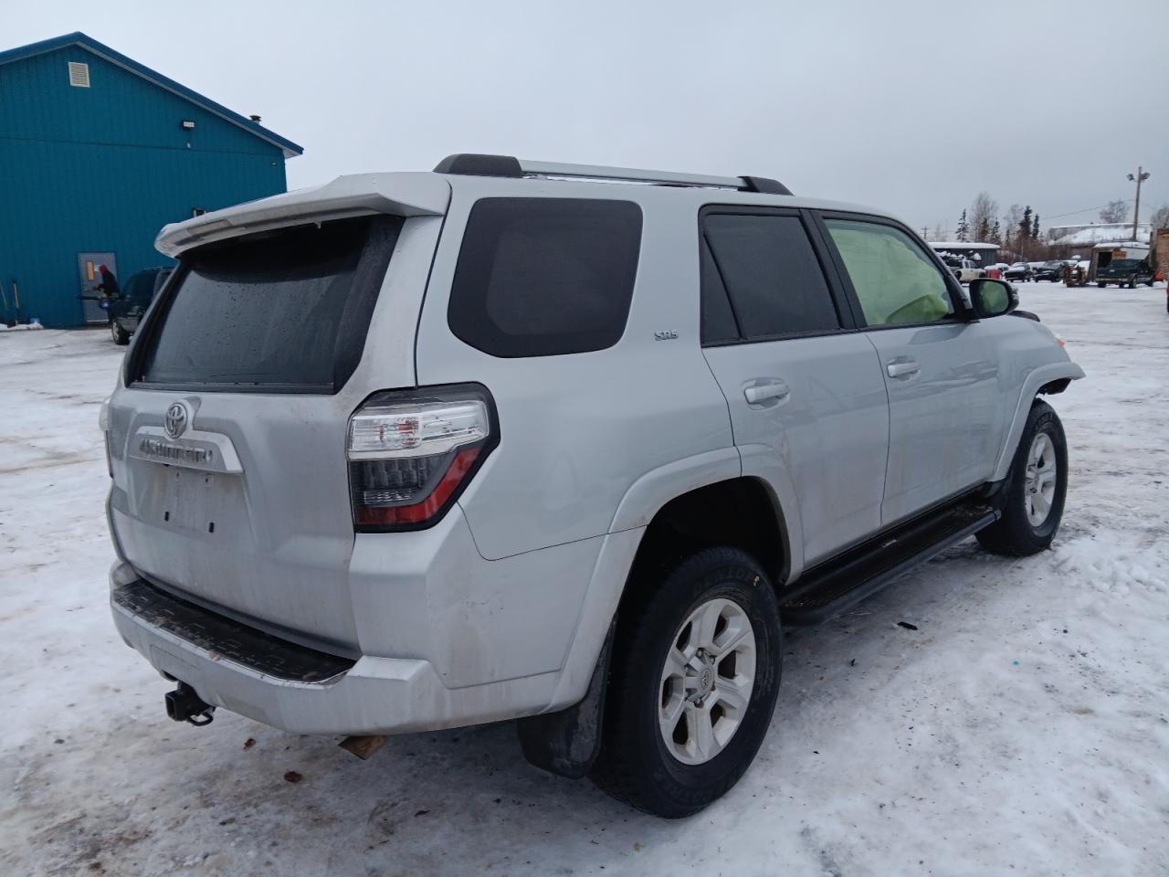 2019 TOYOTA 4RUNNER SR - Фото 3