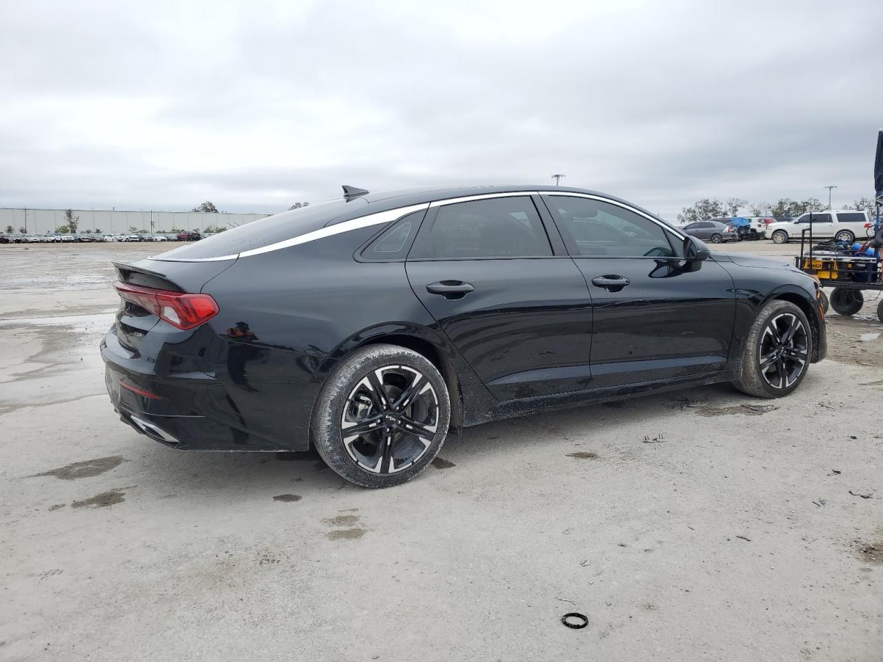 2023 KIA K5 GT LINE - Фото 3