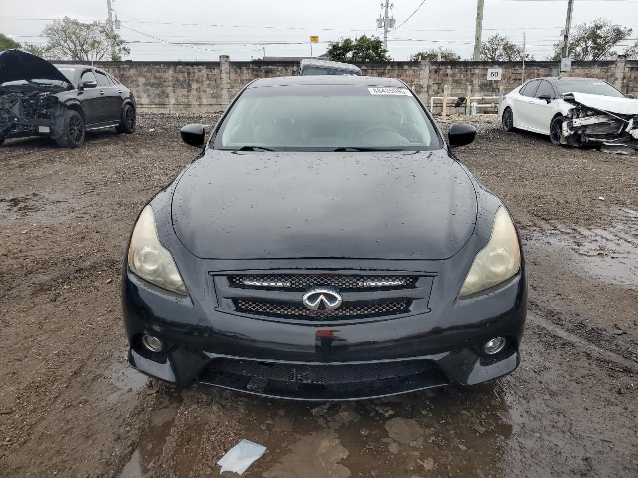 2011 INFINITI G37 BASE - Image 5