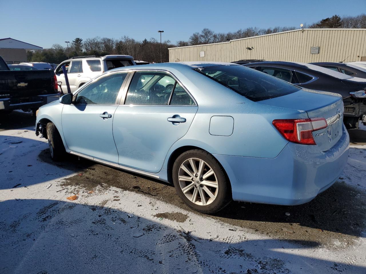 2013 TOYOTA CAMRY L - Фото 2