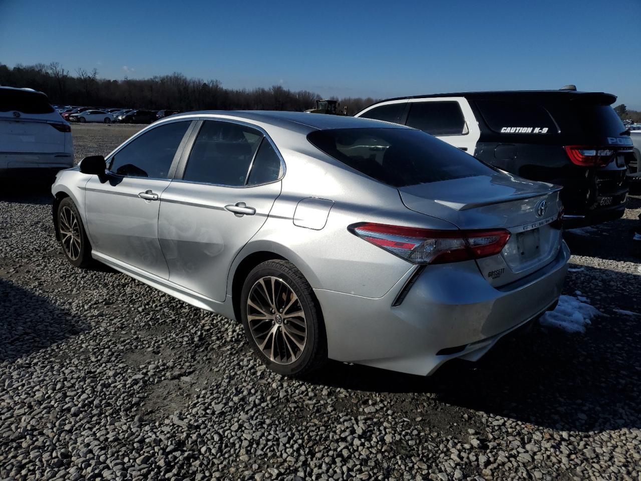 2018 TOYOTA CAMRY L - Image 2