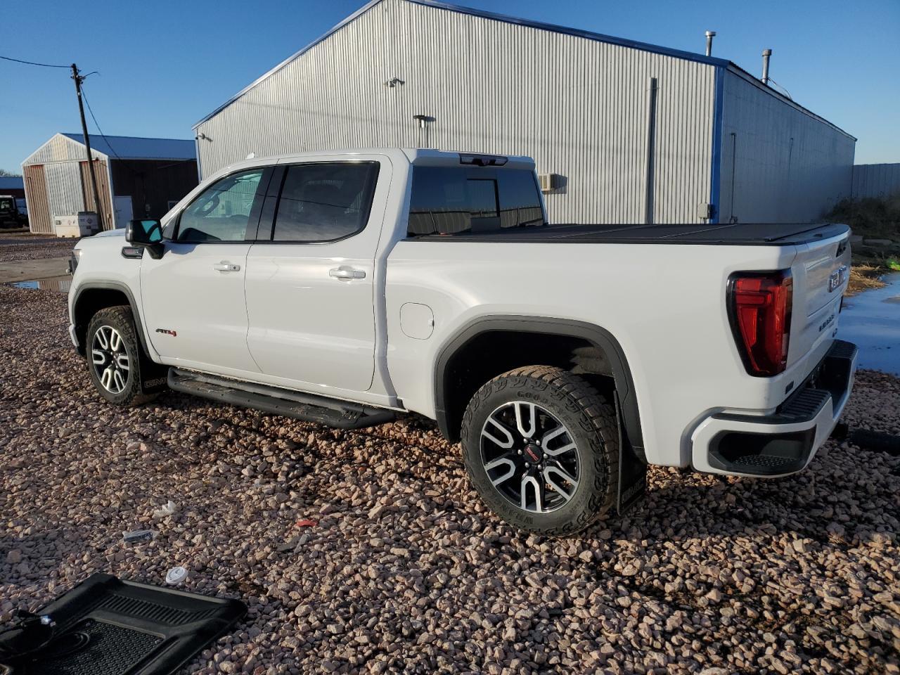 2023 GMC SIERRA K15 - Image 2