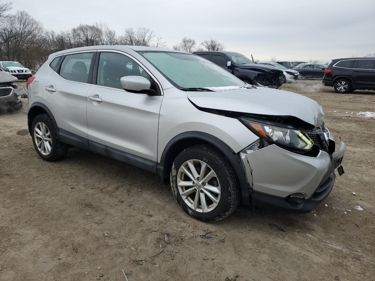 2017 NISSAN ROGUE SPOR - Image 4
