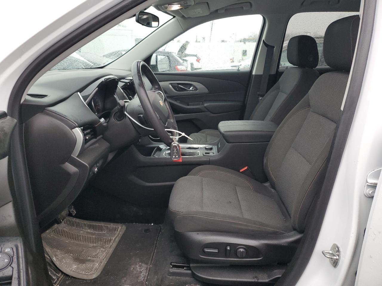 2021 CHEVROLET TRAVERSE L - Фото 7