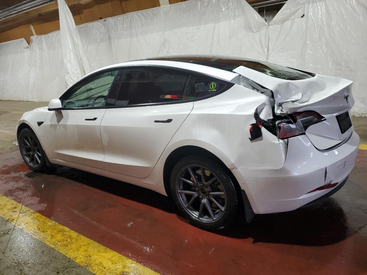 2023 TESLA MODEL 3 - Фото 2