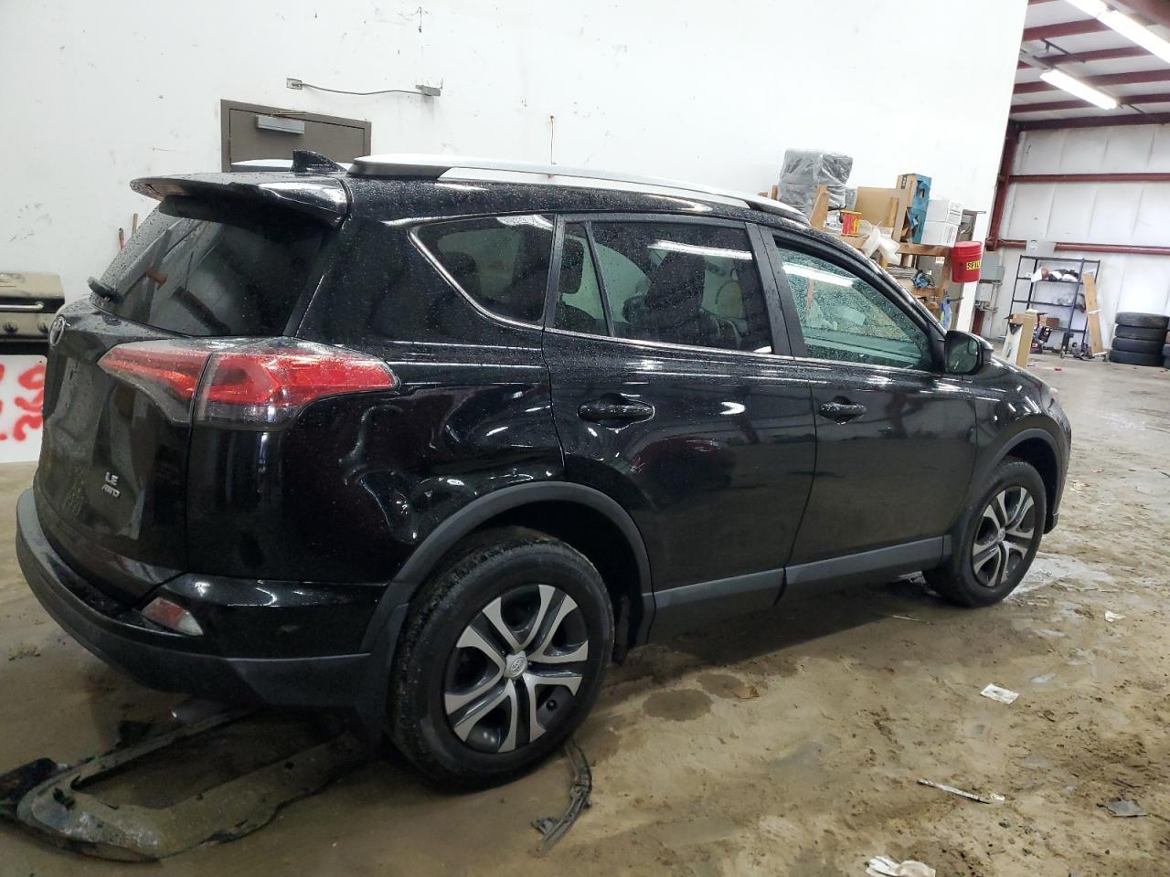 2016 TOYOTA RAV4 LE - Фото 3