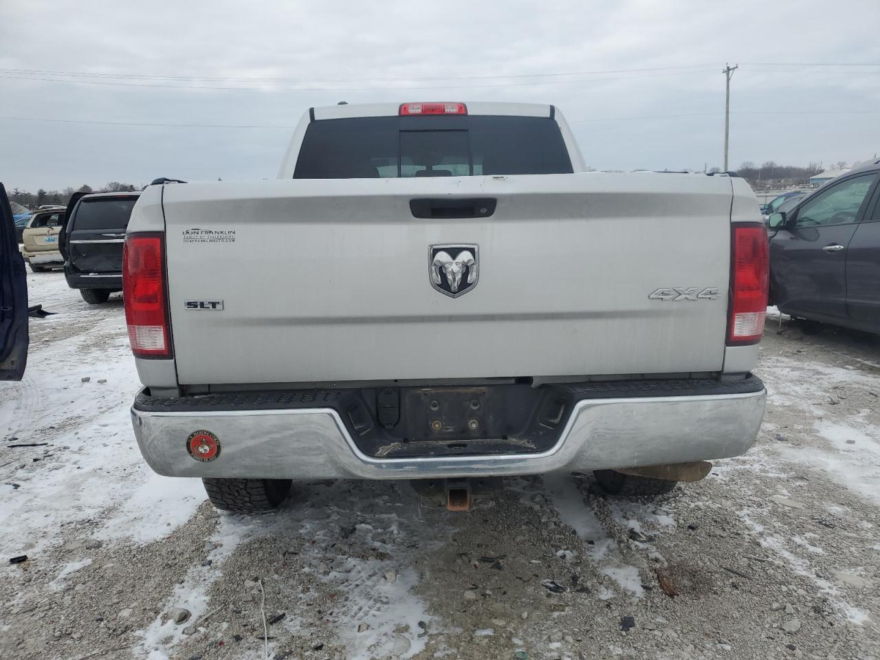 2017 RAM 1500 SLT - Image 6