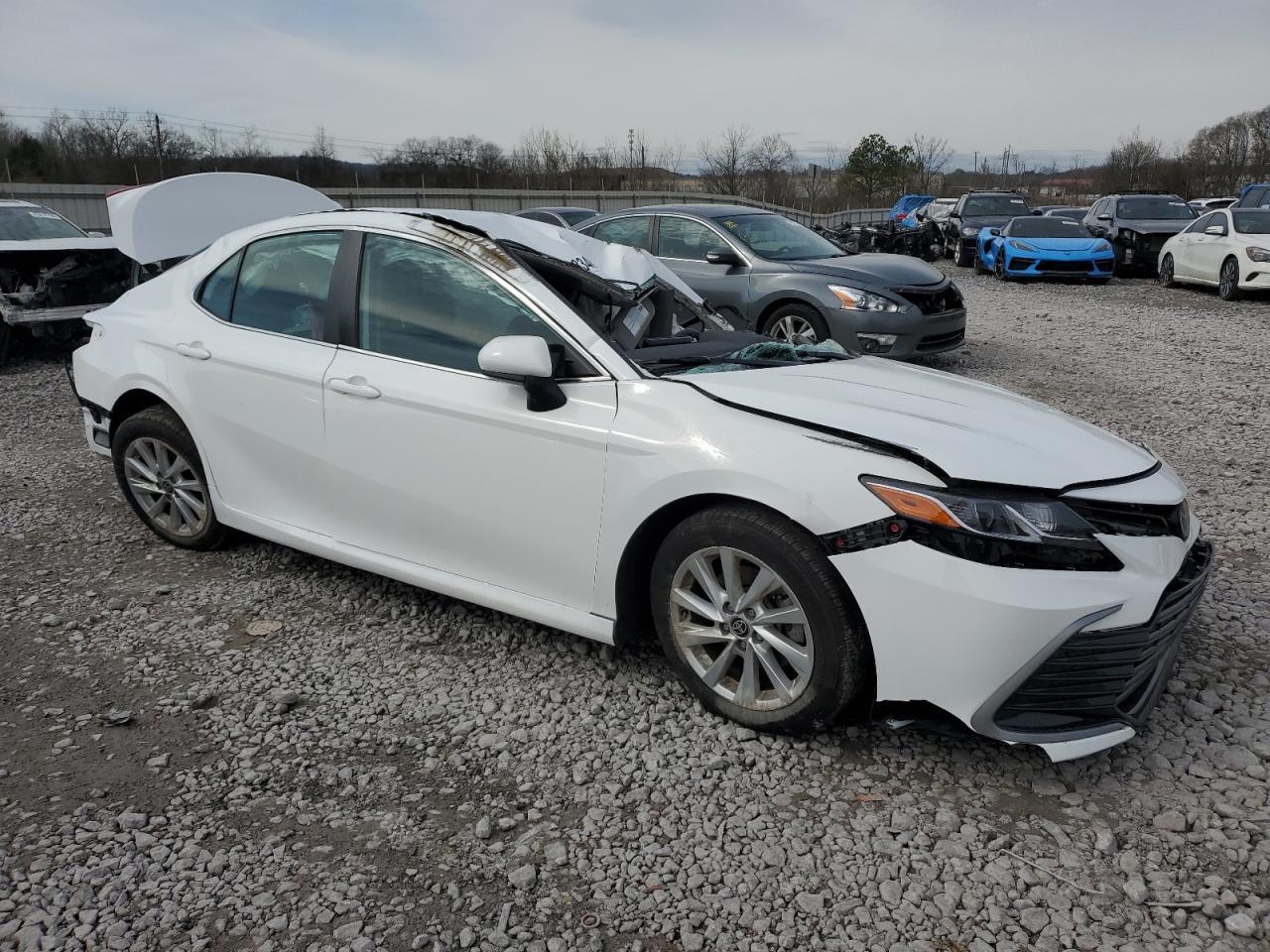 2023 TOYOTA CAMRY LE - Фото 4