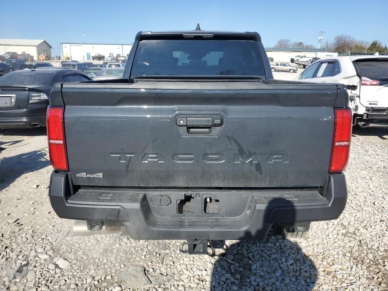 2024 TOYOTA TACOMA DOU - Фото 6