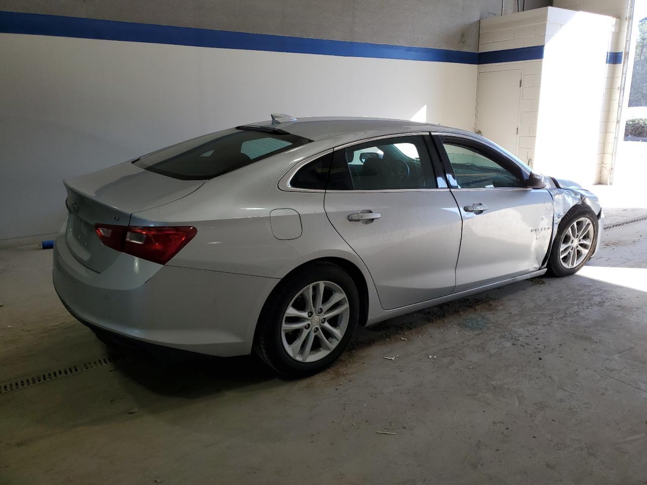 2017 CHEVROLET MALIBU LT - Фото 3