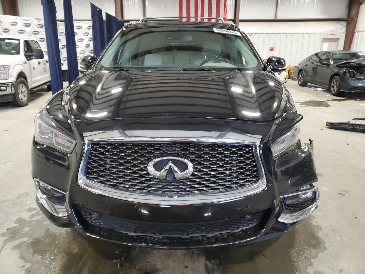 2017 INFINITI QX60 - Фото 5
