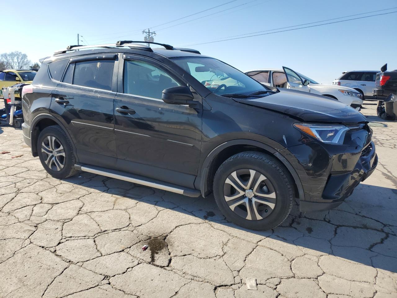 2018 TOYOTA RAV4 LE - Image 4