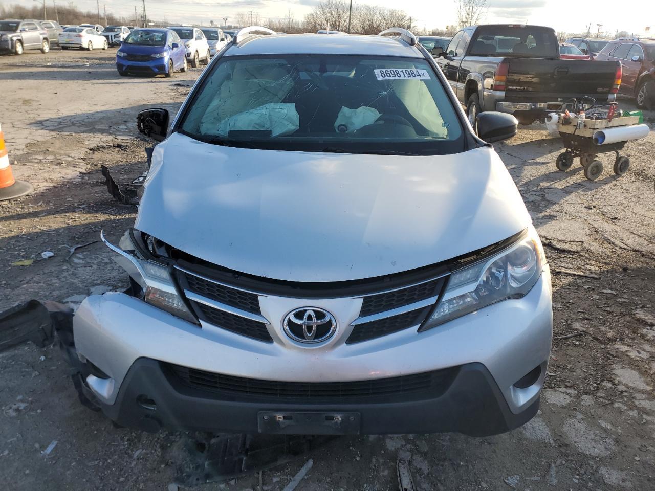2014 TOYOTA RAV4 LE - Фото 5