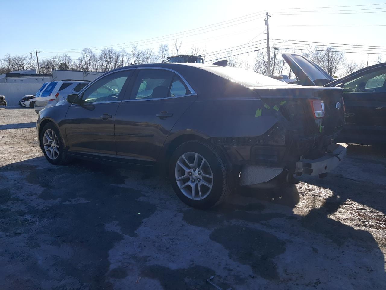 2015 CHEVROLET MALIBU 1LT - Image 2