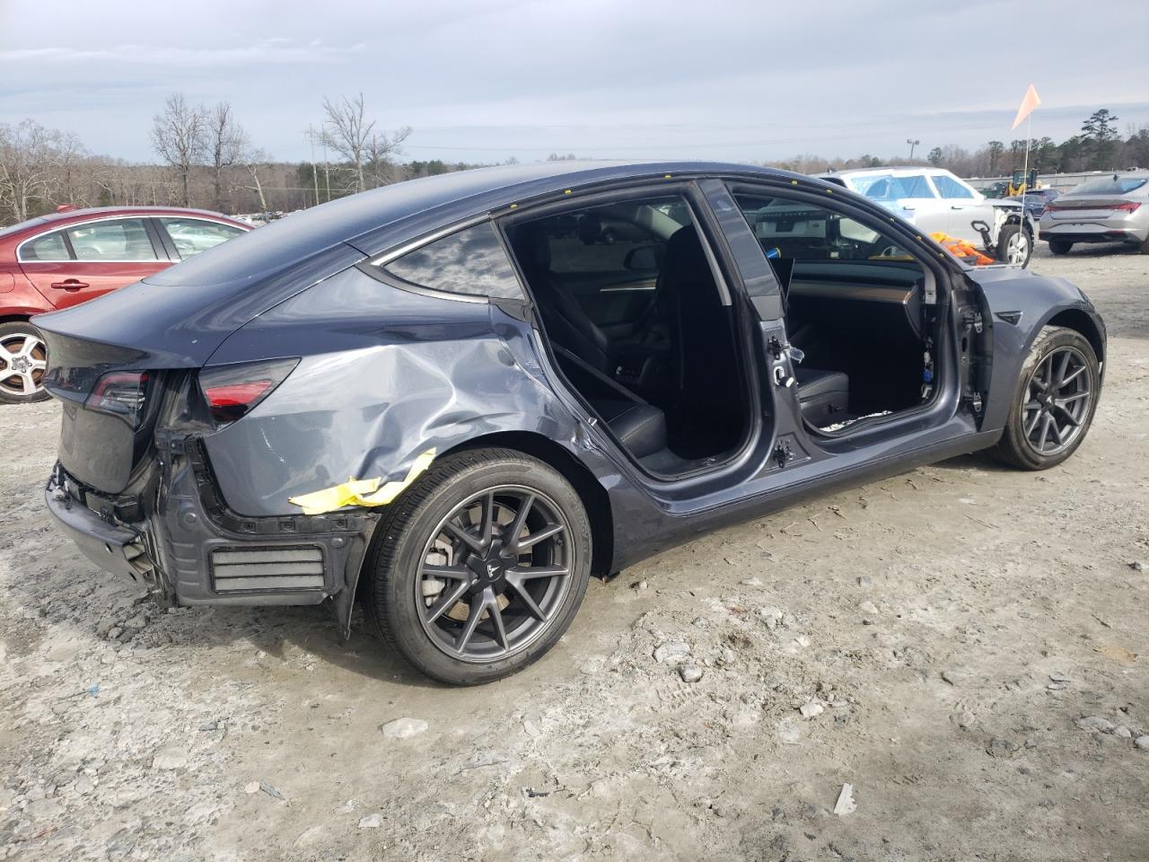 2023 TESLA MODEL 3 - Фото 3