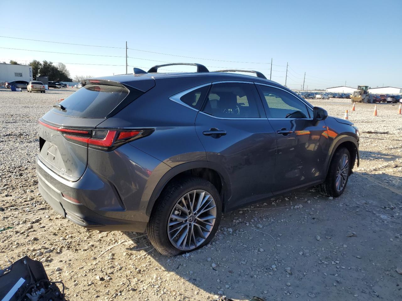 2023 LEXUS NX 350H - Image 3