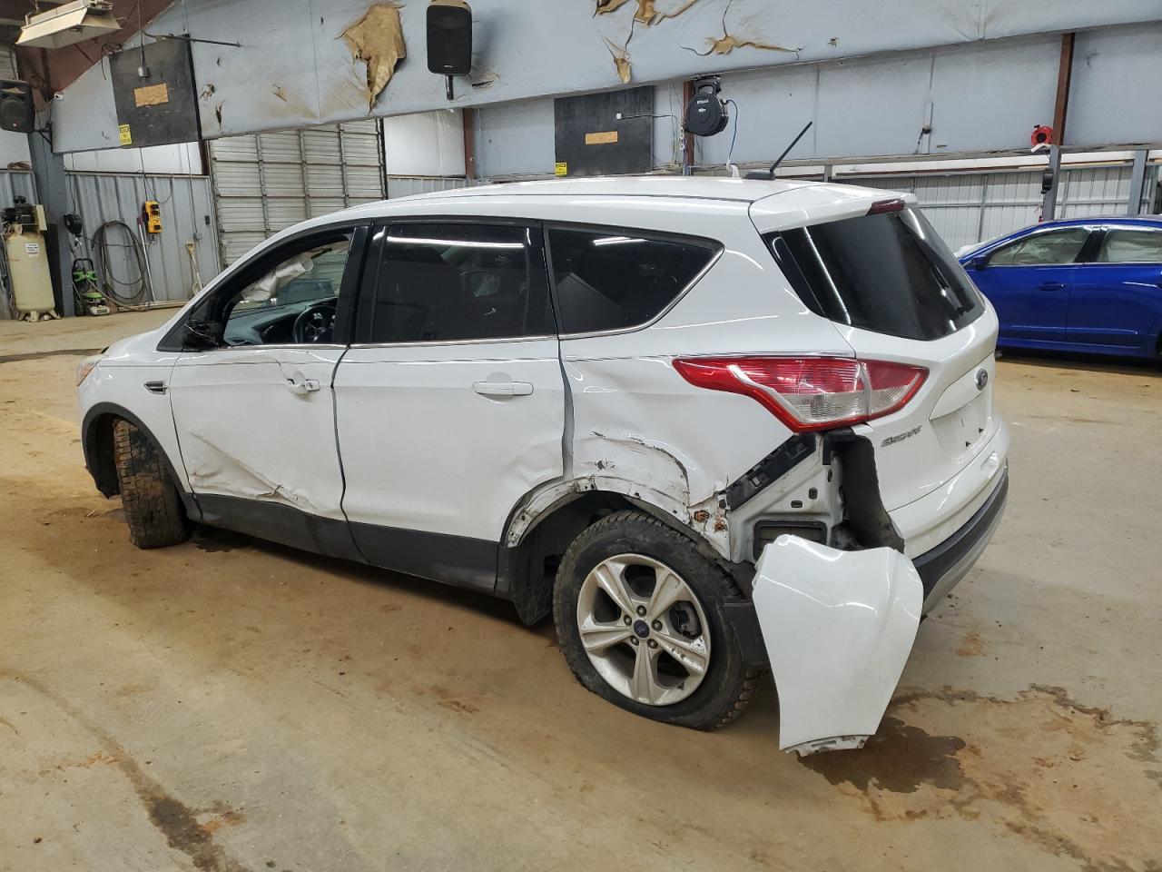 2015 FORD ESCAPE SE - Image 2