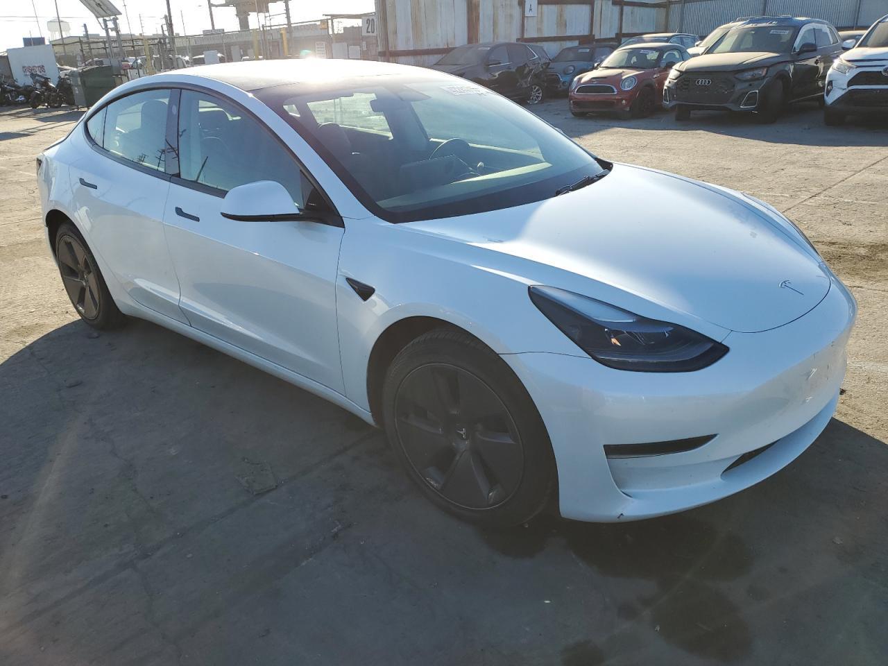 2023 TESLA MODEL 3 - Фото 4