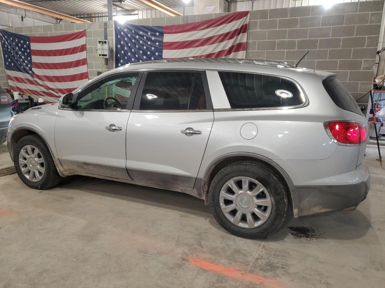 2011 BUICK ENCLAVE CX - Image 2