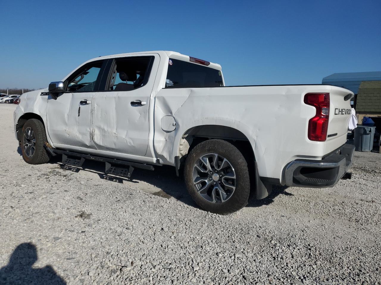 2024 CHEVROLET SILVERADO - Фото 2