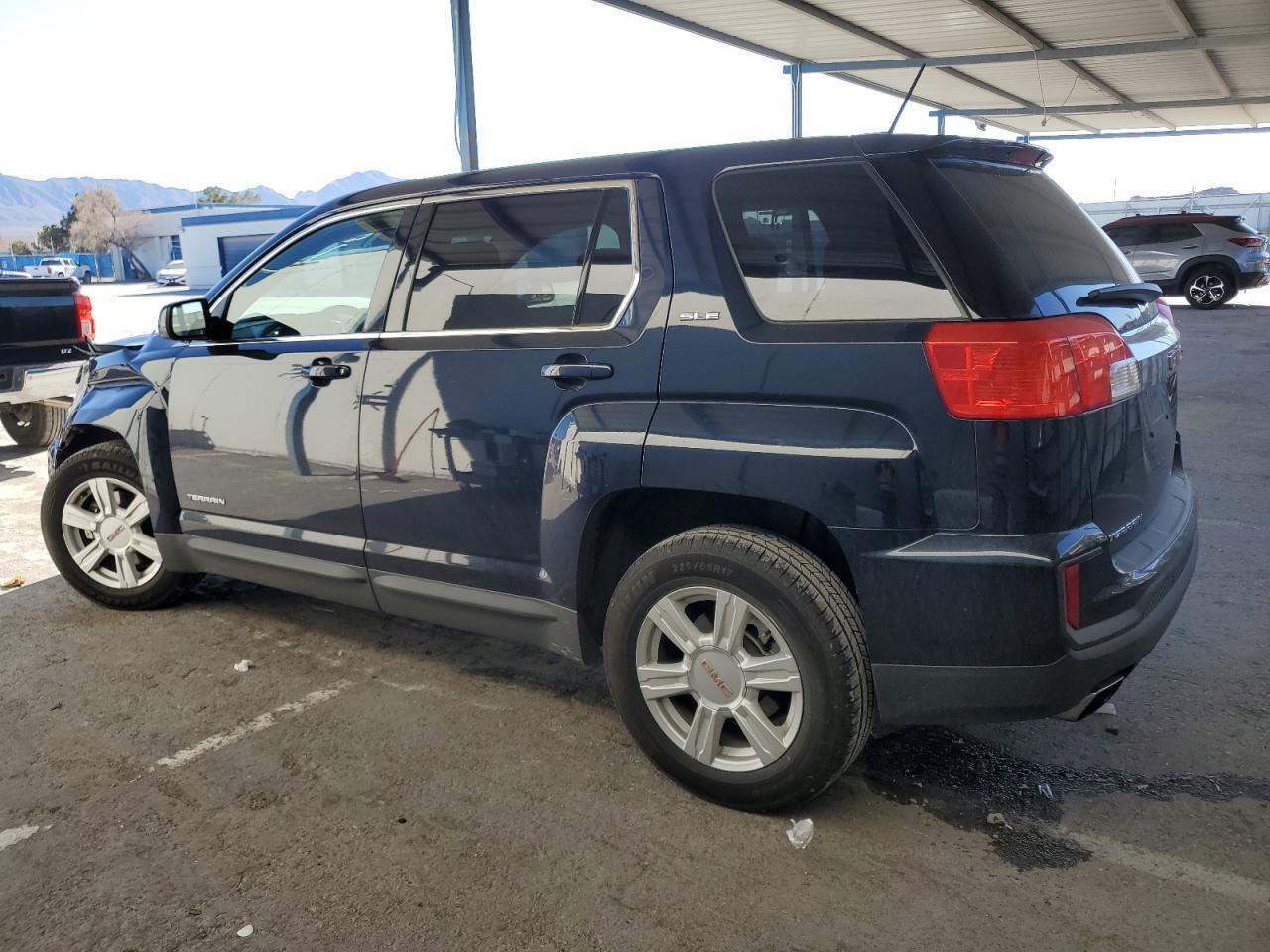 2016 GMC TERRAIN SL - Фото 2