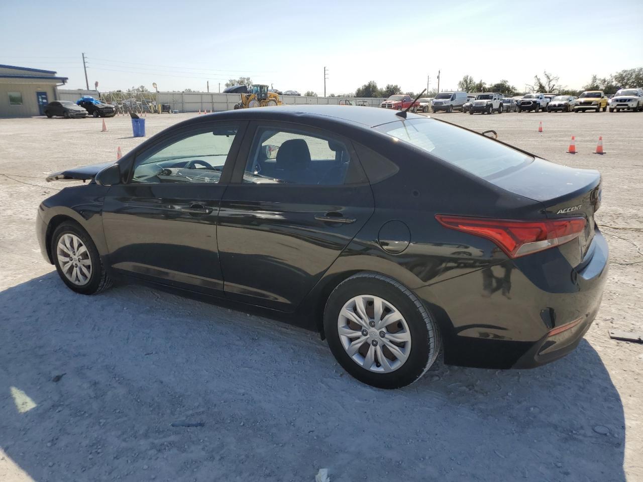 2019 HYUNDAI ACCENT SE - Image 2
