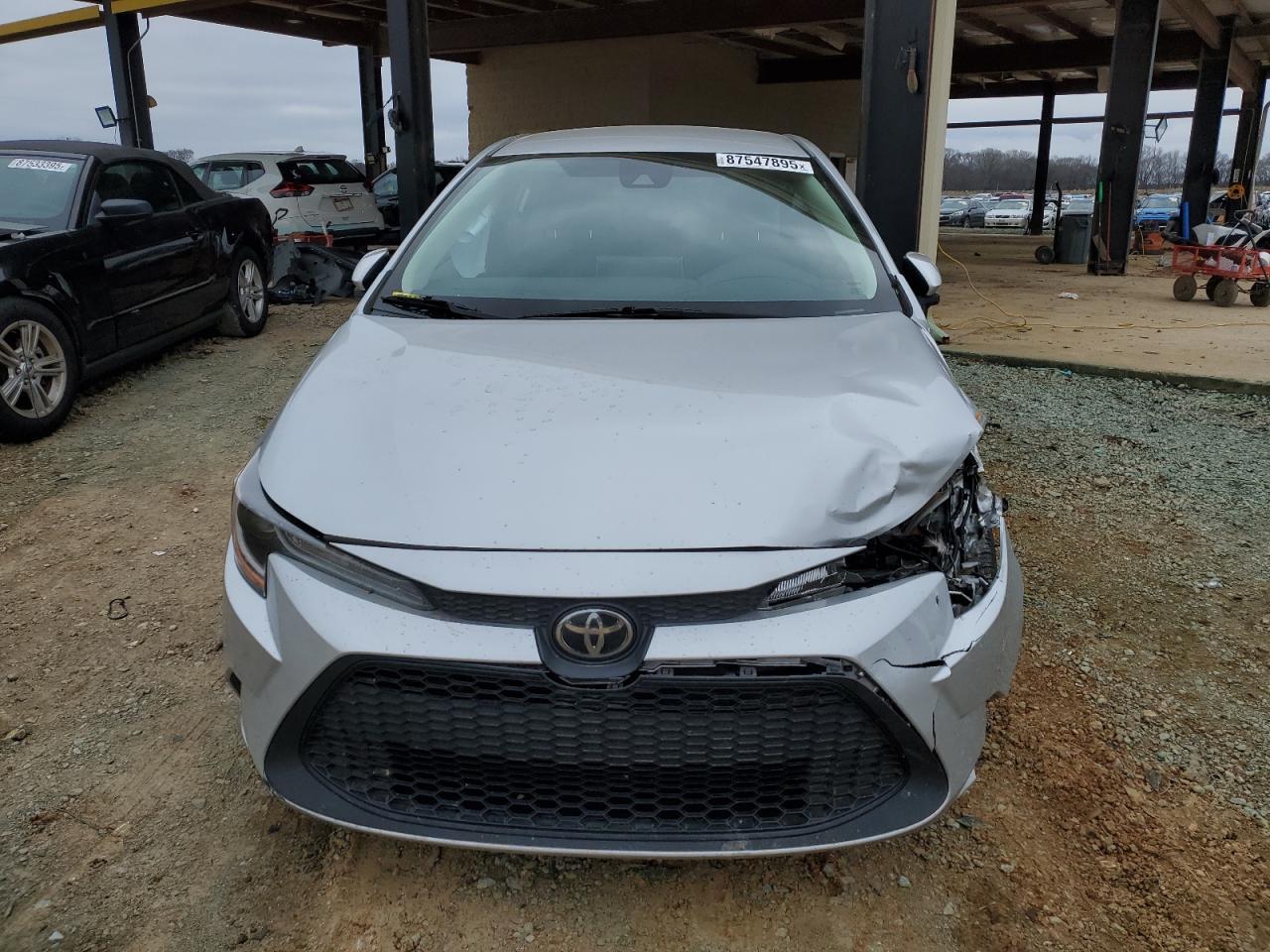 2020 TOYOTA COROLLA LE - Фото 5