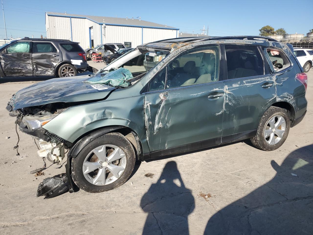 2016 SUBARU FORESTER 2