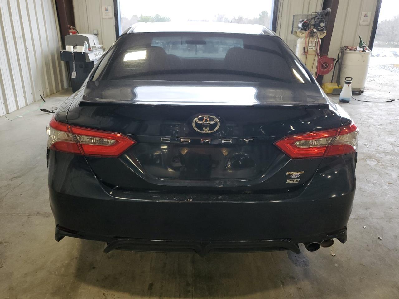 2018 TOYOTA CAMRY L - Фото 6