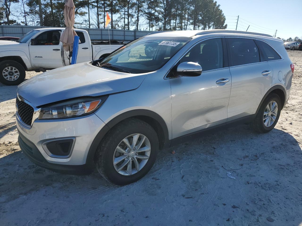 2017 KIA SORENTO LX