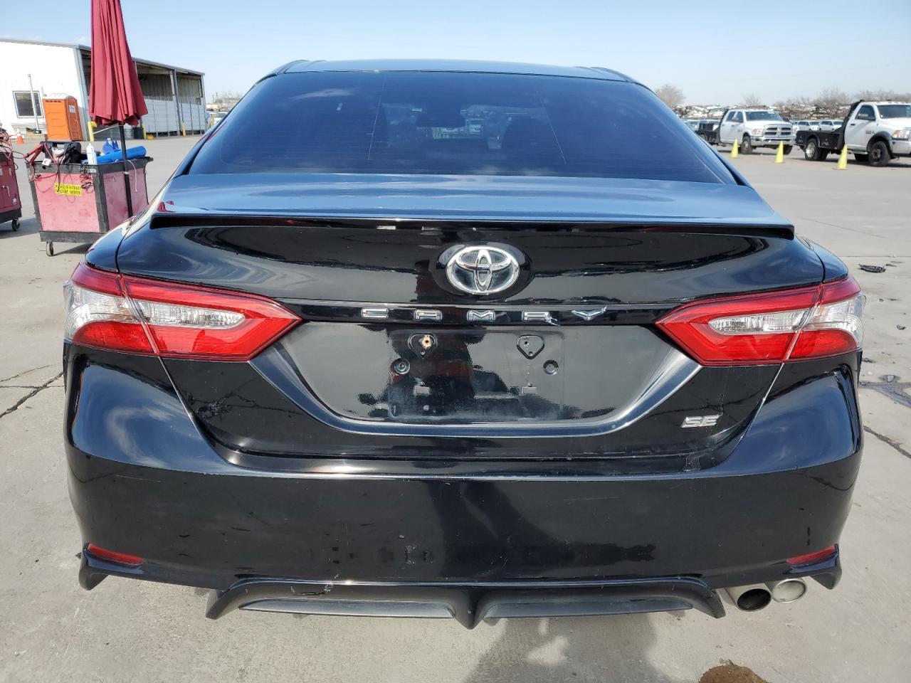 2018 TOYOTA CAMRY L - Image 6