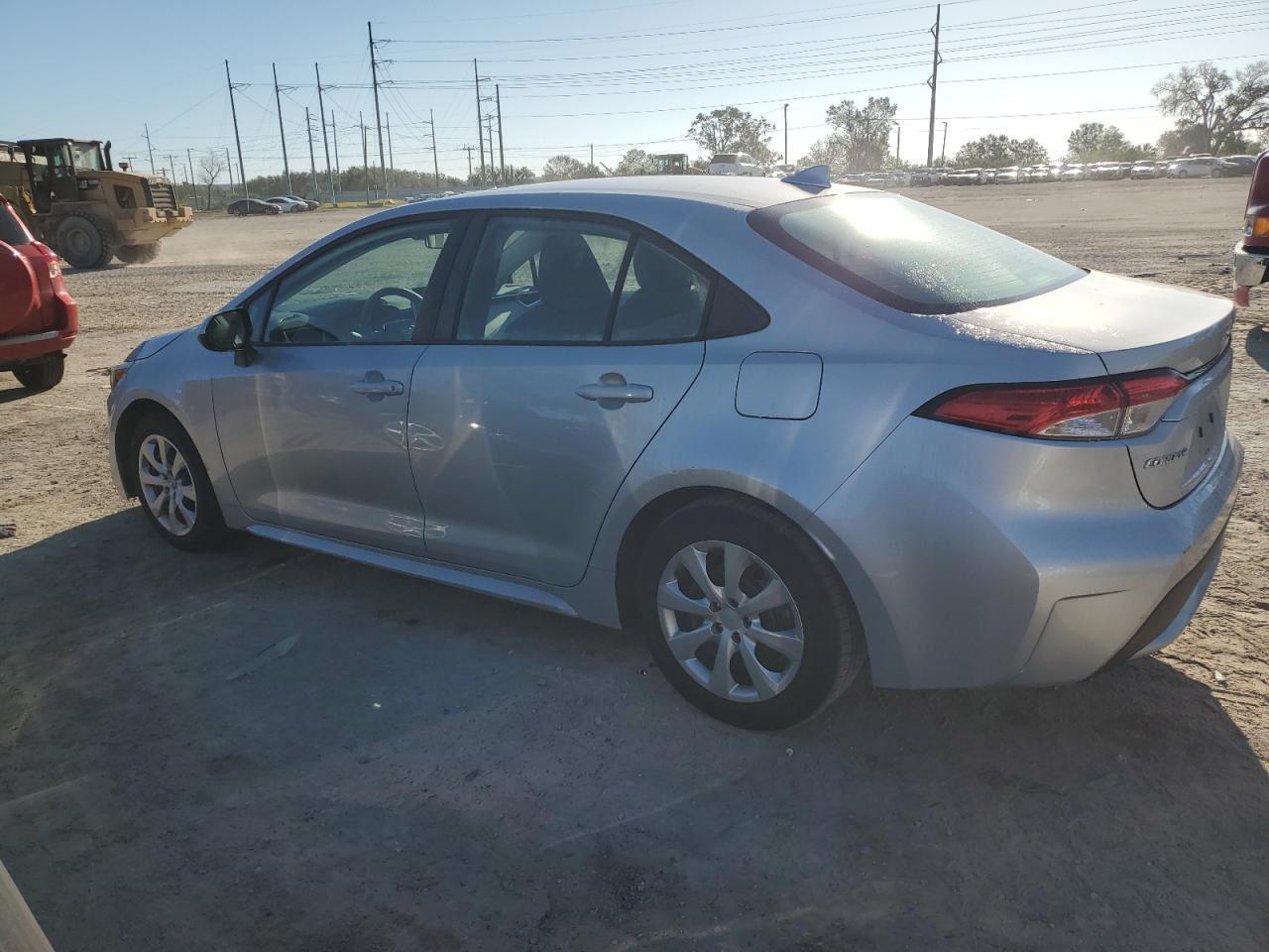 2020 TOYOTA COROLLA LE - Image 2