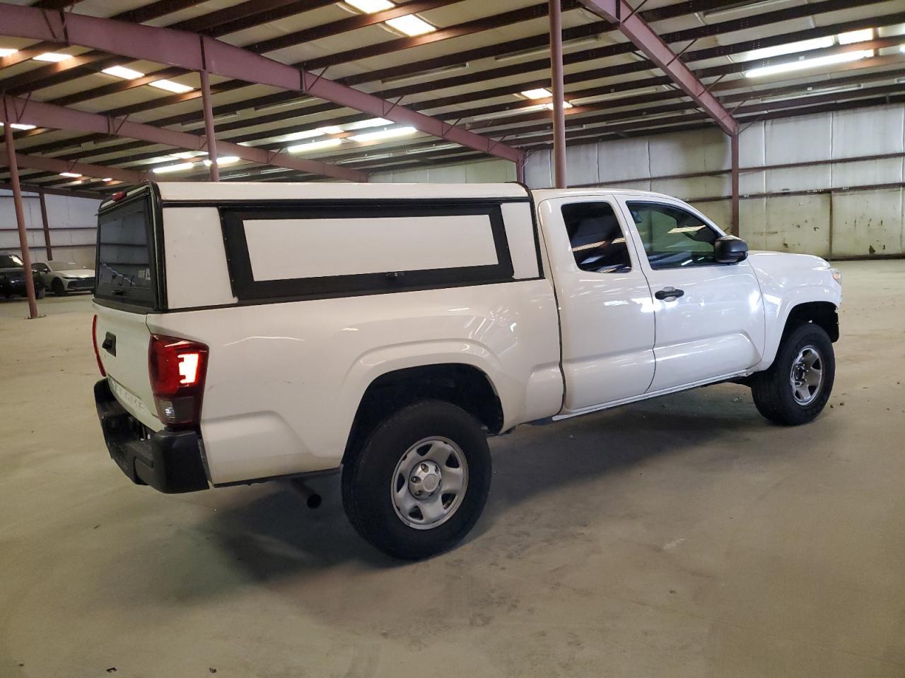2018 TOYOTA TACOMA ACC - Фото 3