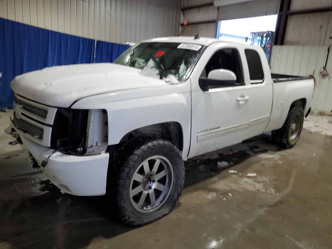 2013 CHEVROLET SILVERADO