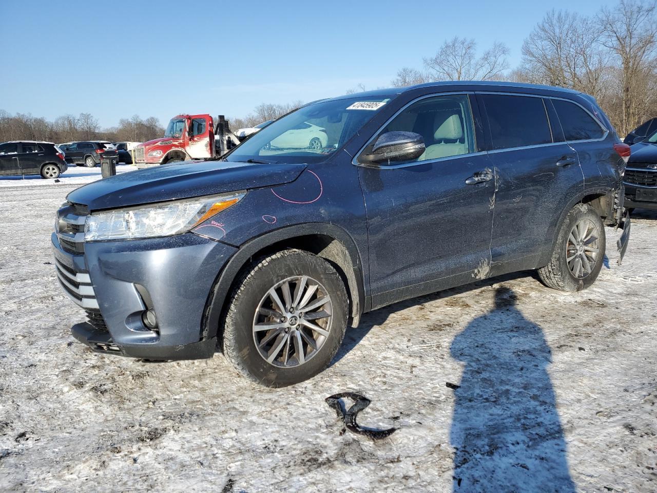 2019 TOYOTA HIGHLANDER
