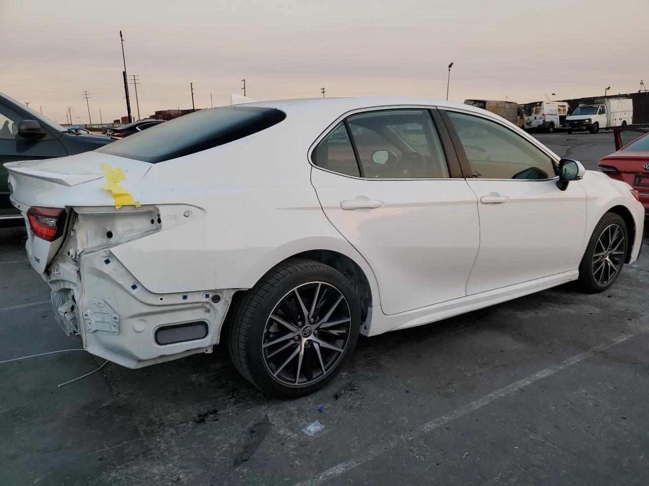 2021 TOYOTA CAMRY SE - Image 3