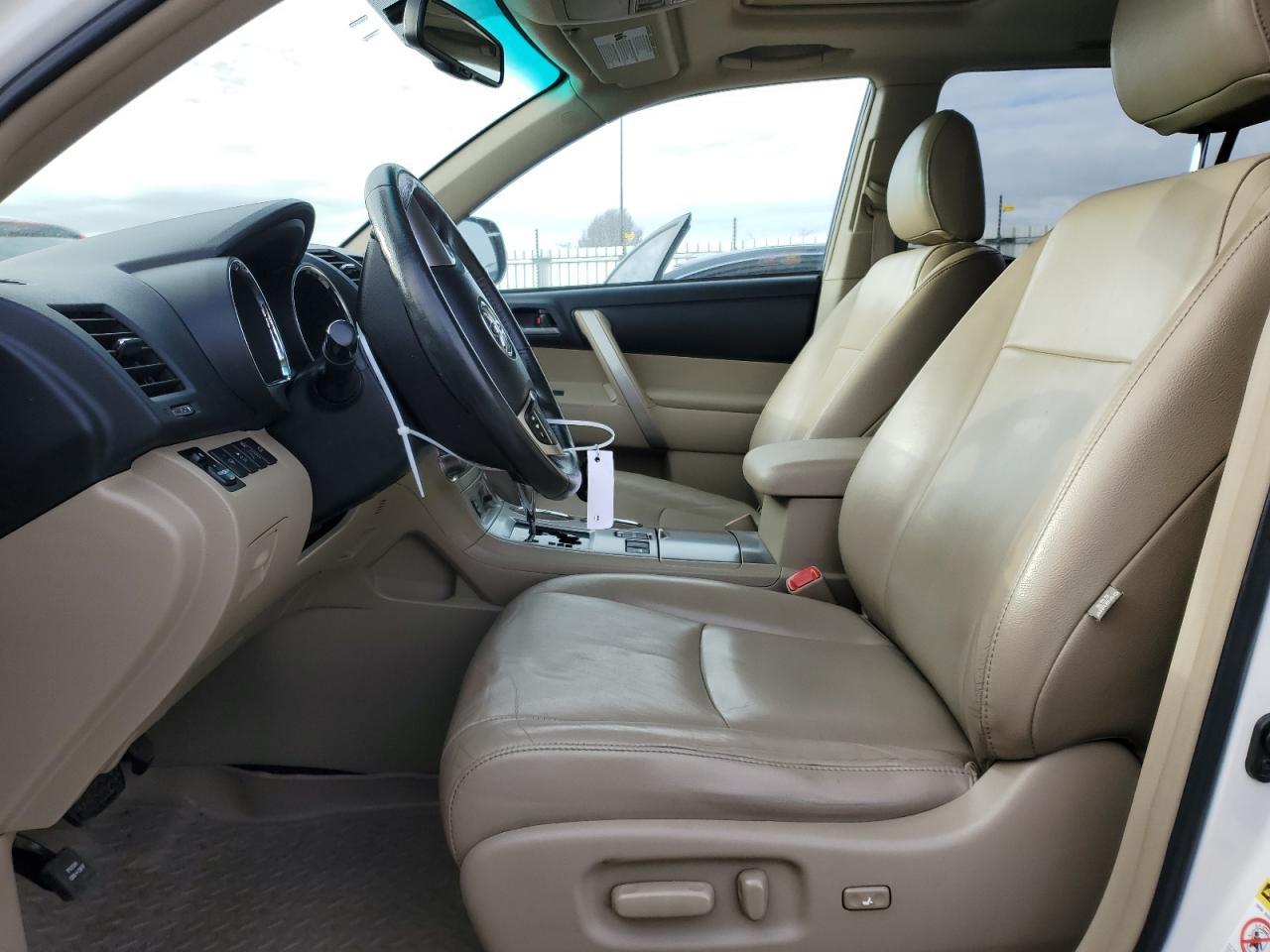 2012 TOYOTA HIGHLANDER - Image 7