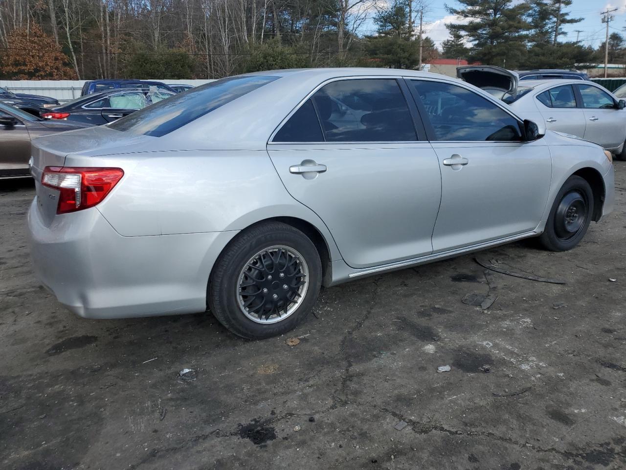 2013 TOYOTA CAMRY L - Фото 3