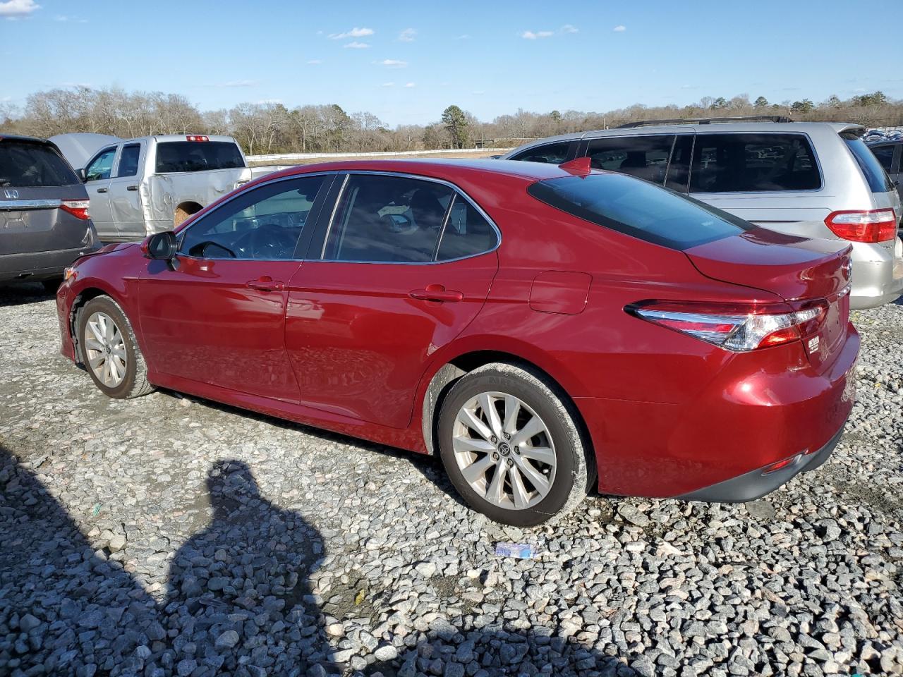 2020 TOYOTA CAMRY LE - Фото 2