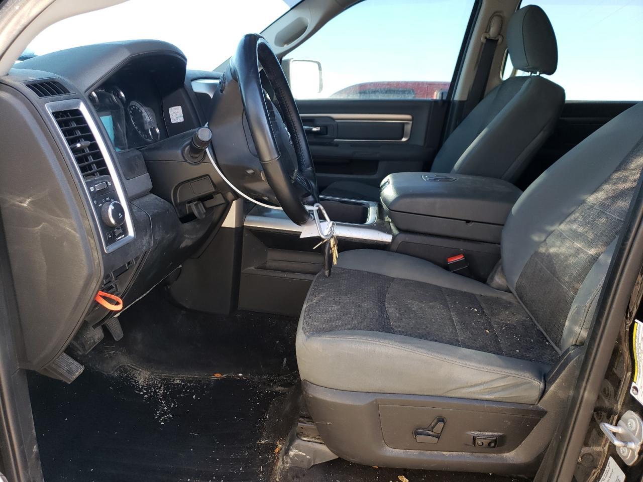 2017 RAM 1500 SLT - Image 7