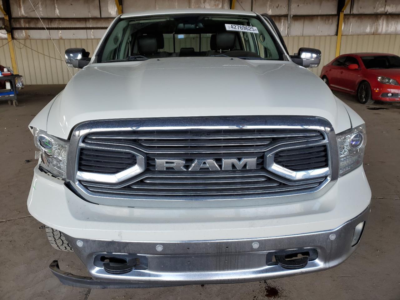 2017 RAM 1500 LONGH - Фото 5
