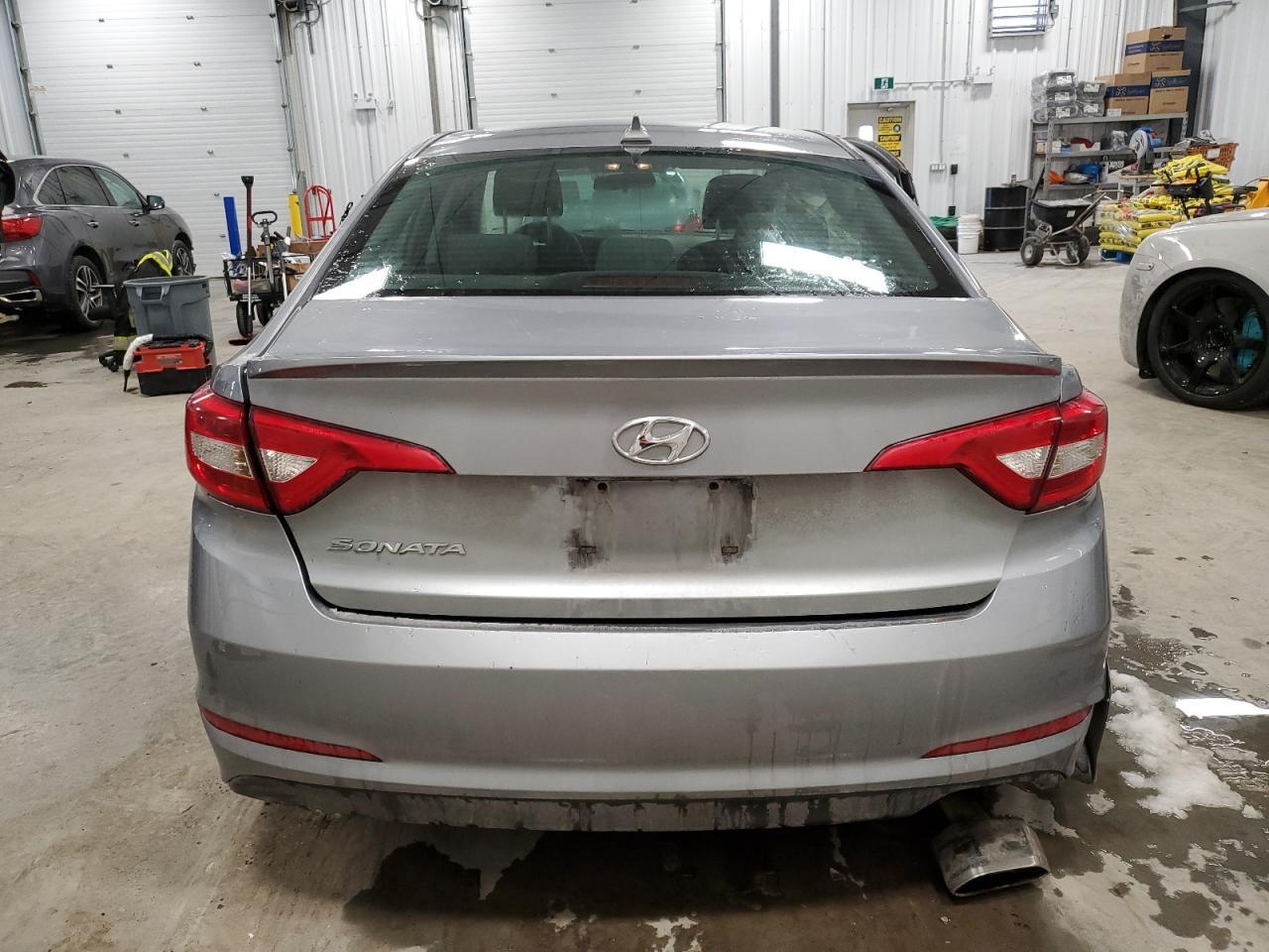 2017 HYUNDAI SONATA SE - Фото 6