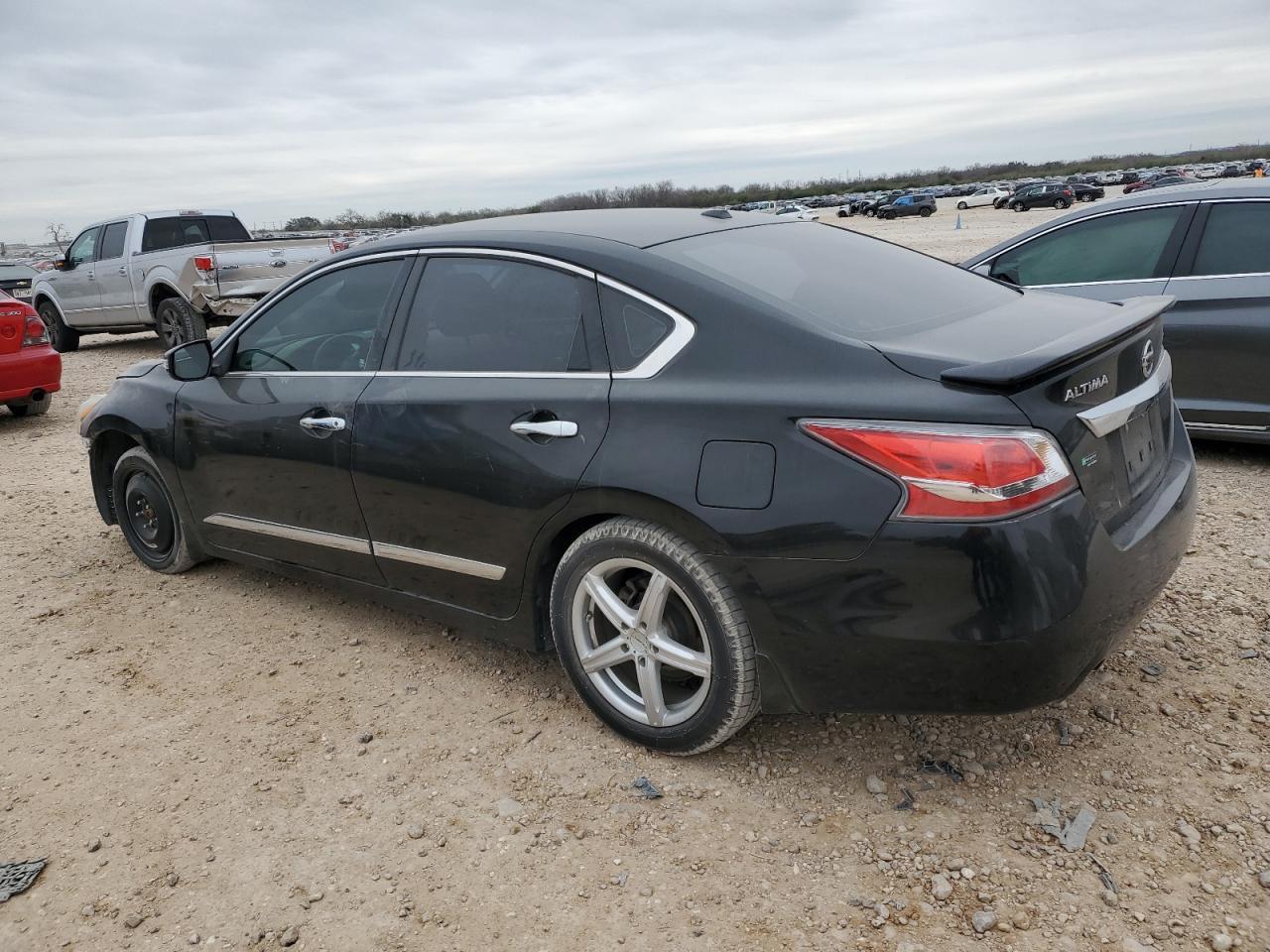 2015 NISSAN ALTIMA 2.5 - Фото 2