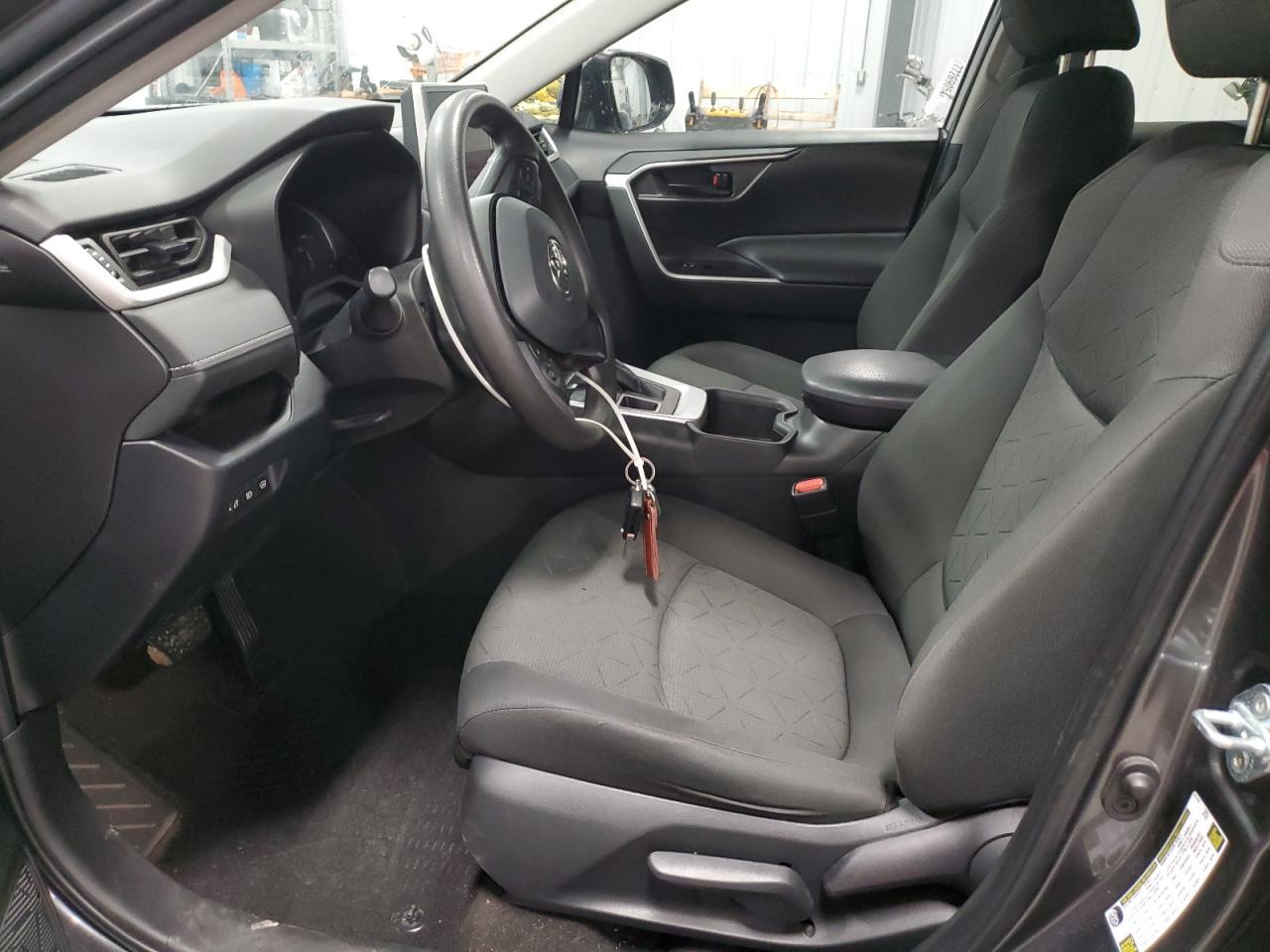 2023 TOYOTA RAV4 LE - Фото 7