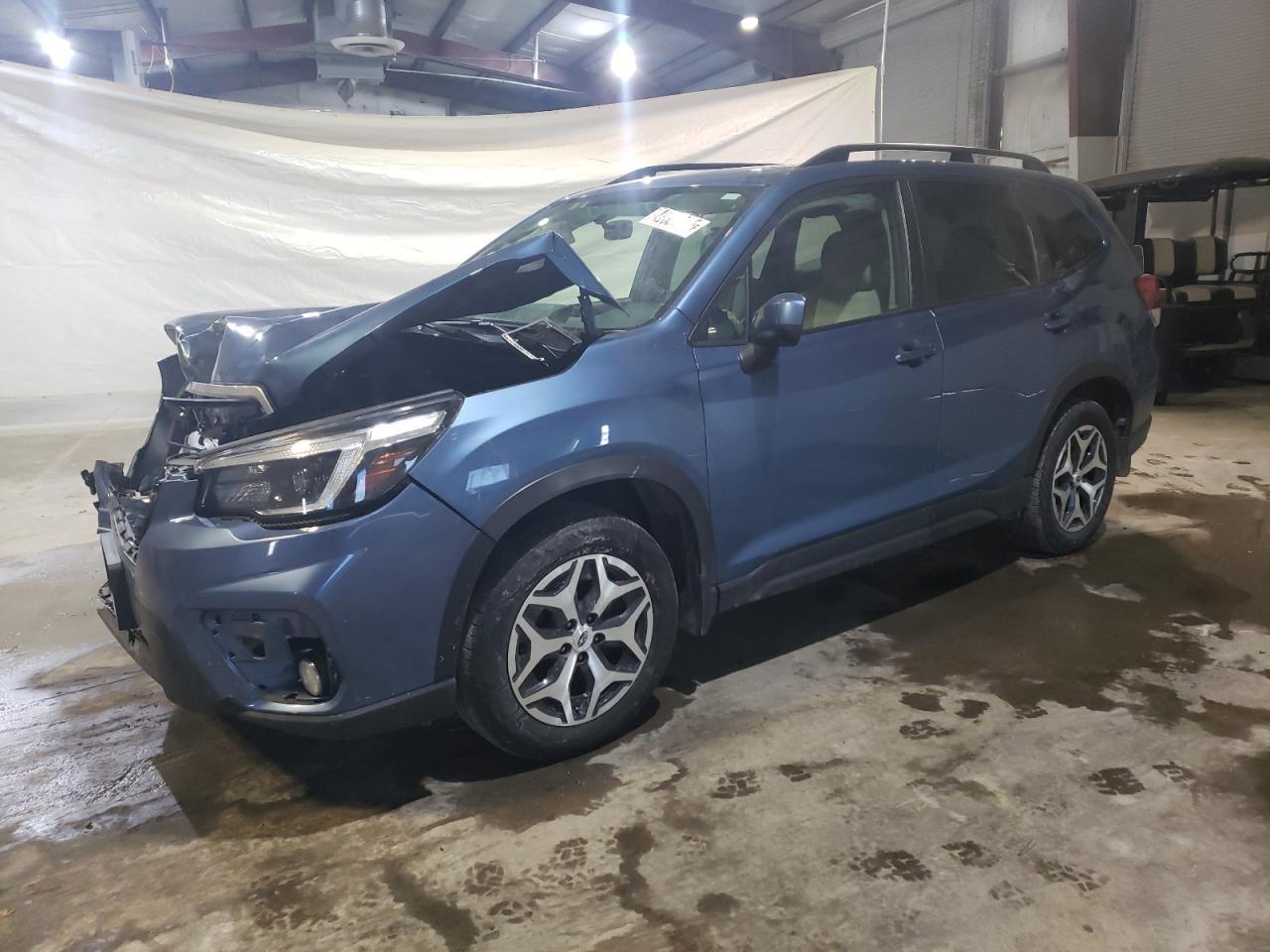 2021 SUBARU FORESTER P
