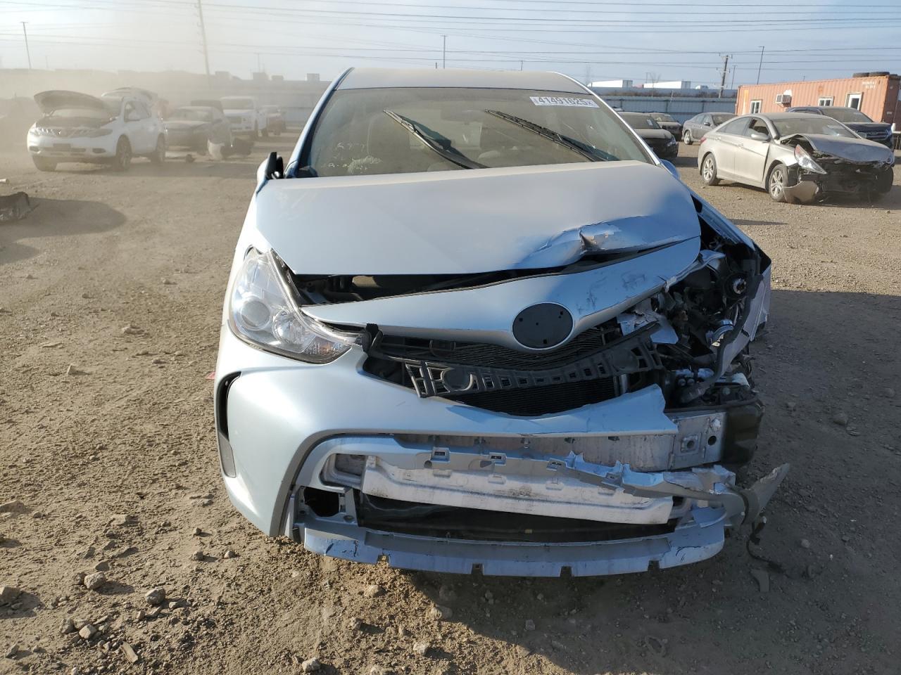 2015 TOYOTA PRIUS V - Image 5