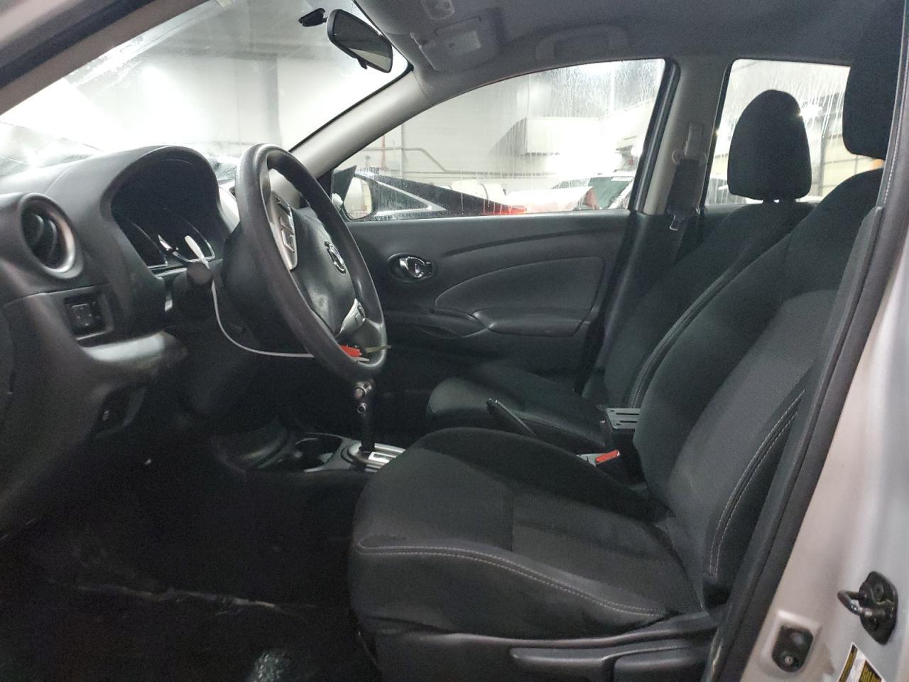 2016 NISSAN VERSA SV W - Image 7