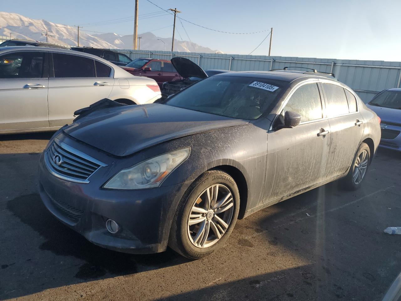 2011 INFINITI G37